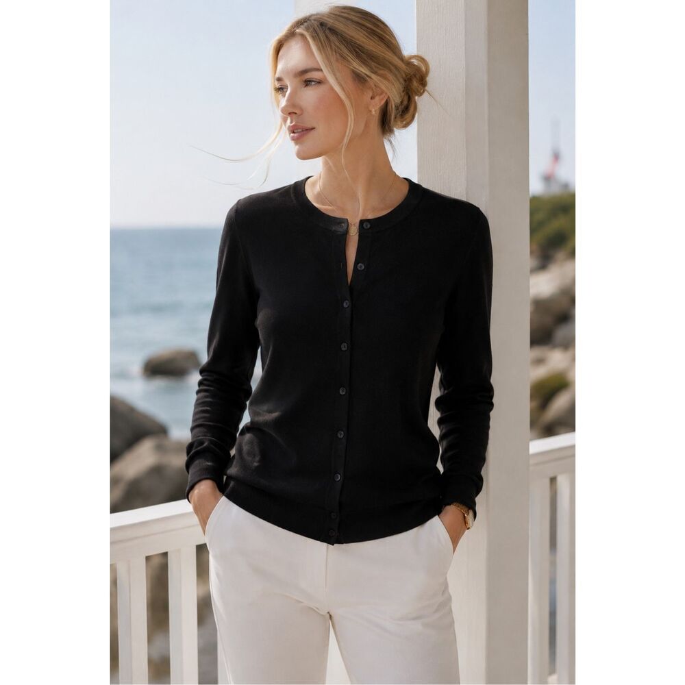 NWOT Lilly Pulitzer Black Cotton Crewneck Cardigan Sweater | Classic Coastal Chi